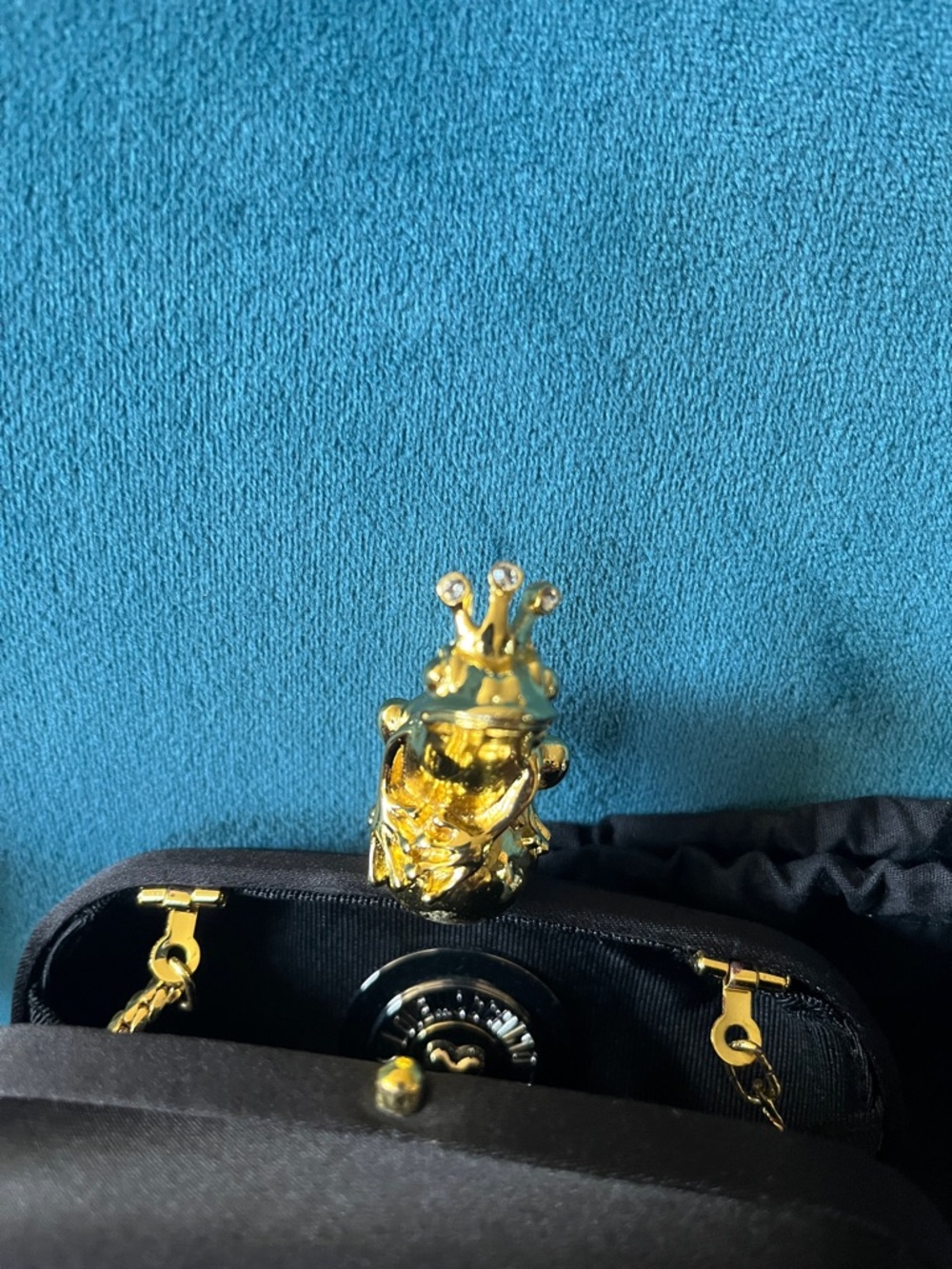 Love Moschino Black Clutch with Gold Frog Detail - Picture 4 of 6